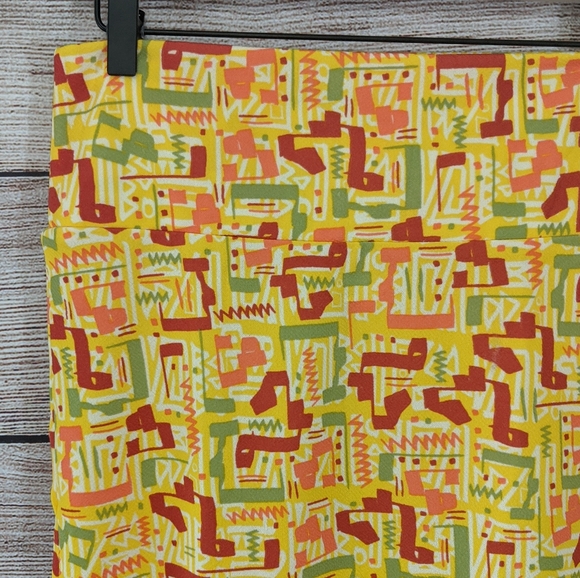 LuLaRoe Dresses & Skirts - NWT LuLaRoe "Cassie" yellow skirt